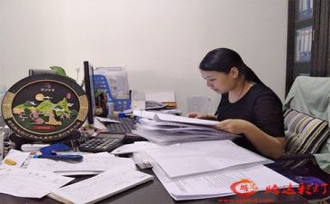 财务出纳月工作总结8篇