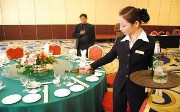 餐饮年终报告总结5篇