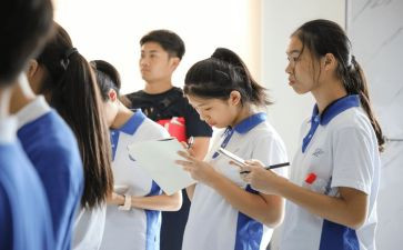 励志演讲稿:初中生青春励志演讲稿8篇
