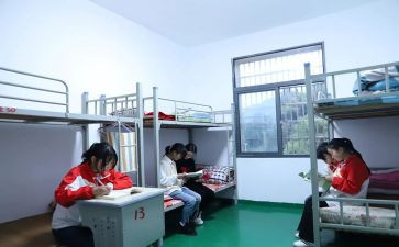 寄宿制生活老师工作总结6篇