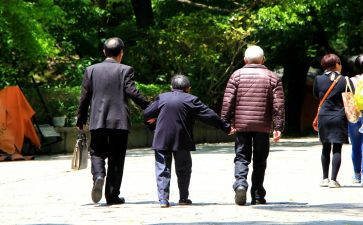 关爱空巢老人社会实践报告6篇