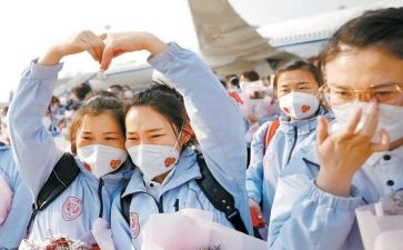 中国感动人物事迹参考7篇