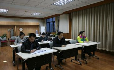 小学校本培训工作总结5篇